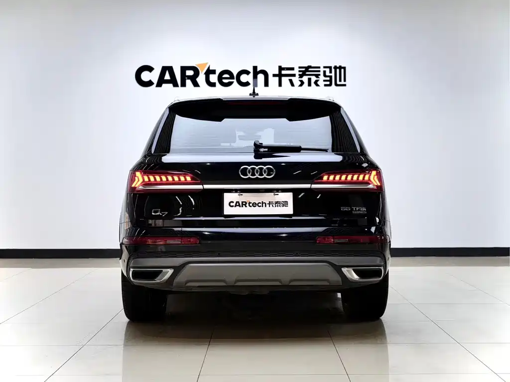 Audi Q7 2021 55 TFSI quattro S line sports version купить на сайте DeffCars