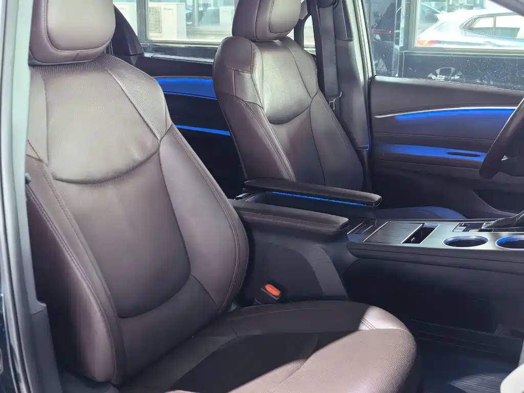 Grevia 2023 2.5L Hybrid Flagship VIP Edition купить на сайте DeffCars