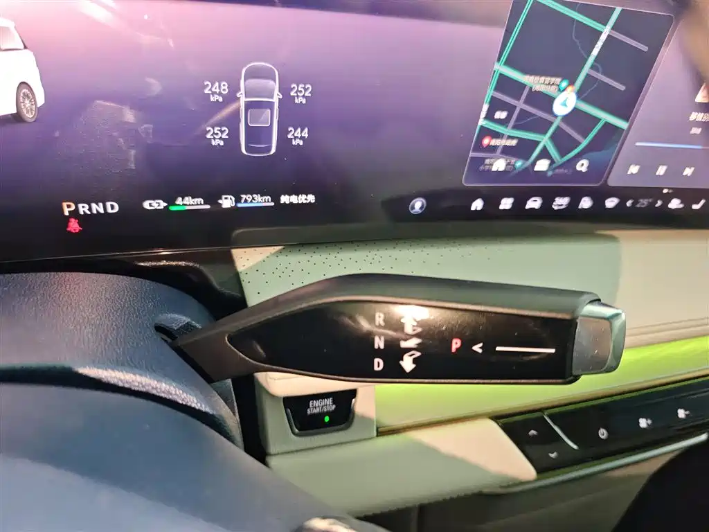 Buick GL8 New Energy 2024 Lu Zun Luxury Edition 7 seats купить на сайте DeffCars
