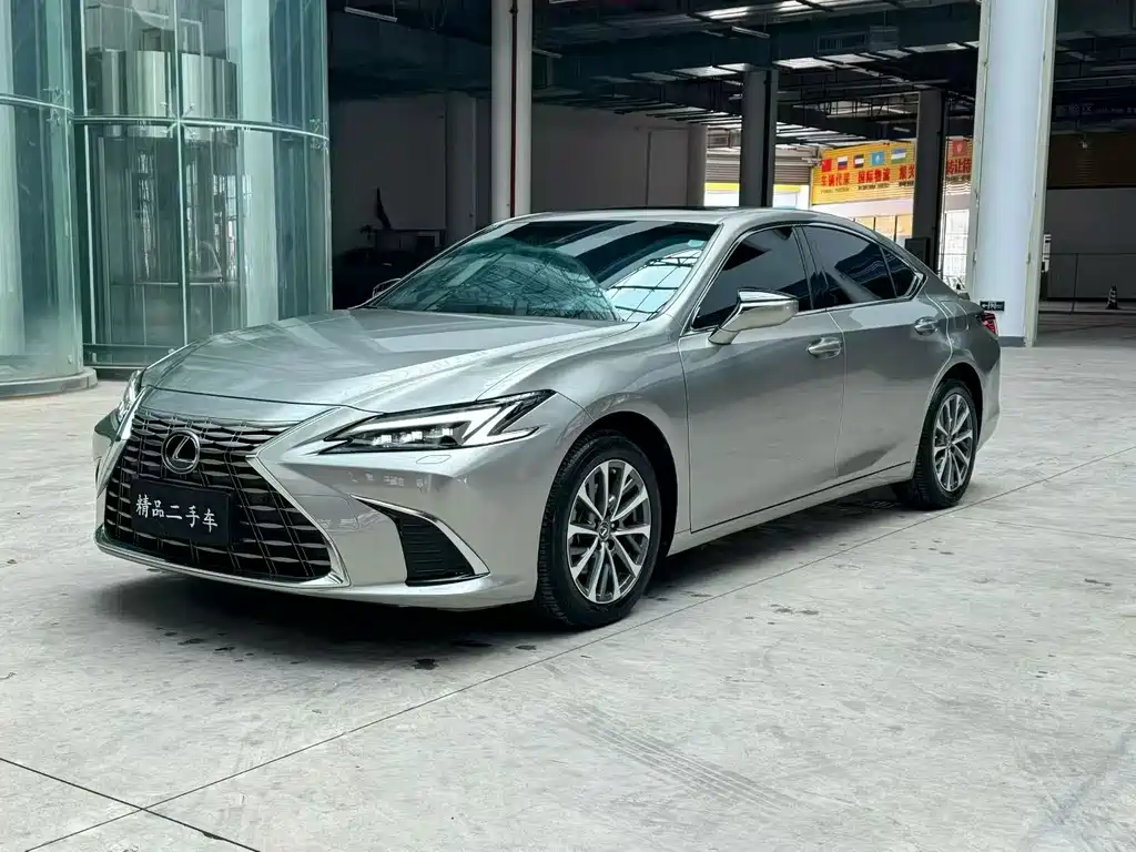 Lexus ES 2025 300h Premium Edition купить на сайте DeffCars