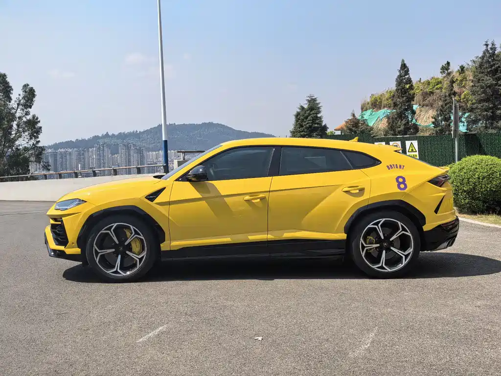 Urus 2022 4.0T V8 Performante купить на сайте DeffCars