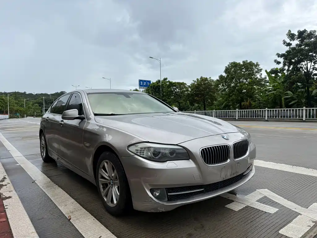 BMW 5 Series 2013 525Li Leading купить на сайте DeffCars