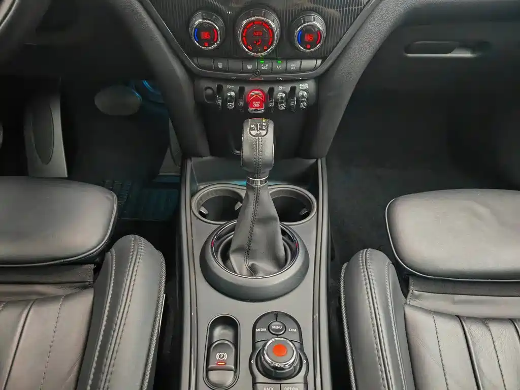 MINI COUNTRYMAN 2017 2.0T COOPER S ALL4 купить на сайте DeffCars