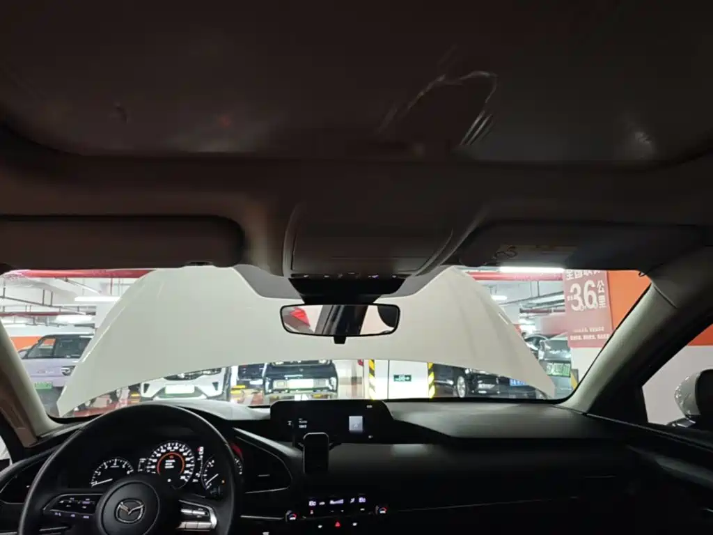 Mazda3 Angkesela 2023 2.0L Automatic Premium Edition купить на сайте DeffCars