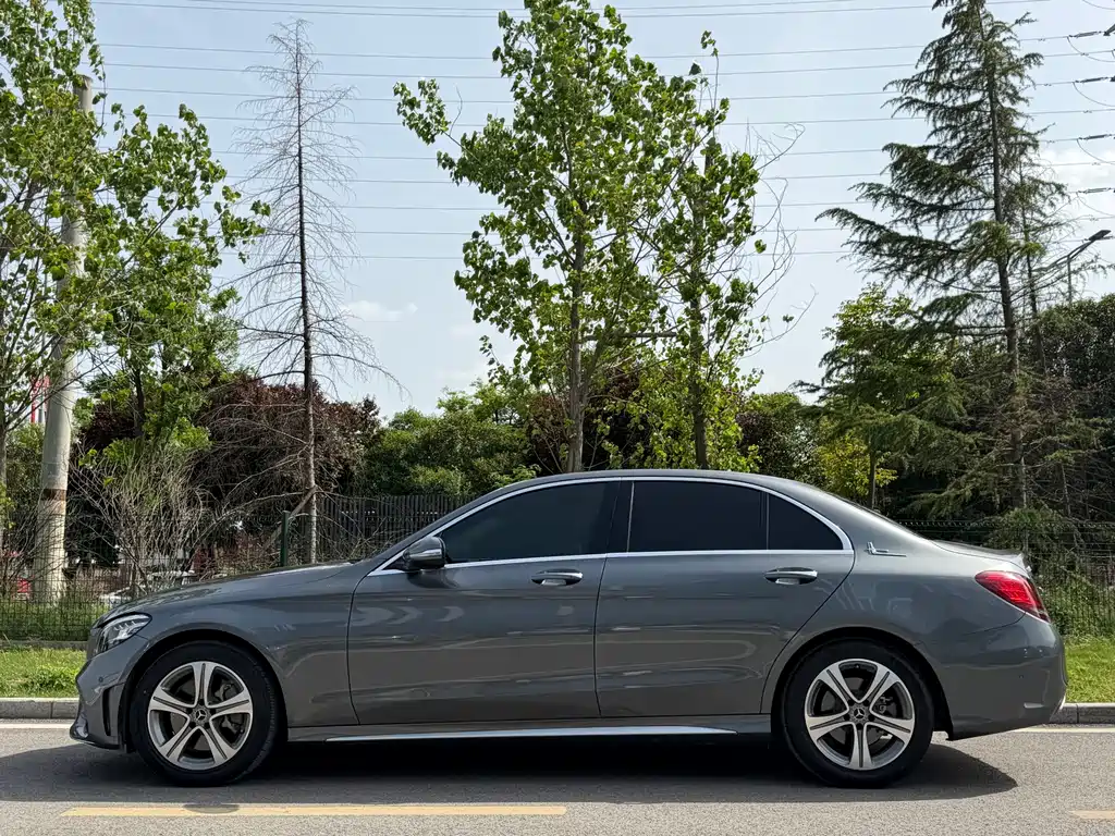 Mercedes-Benz C-Class 2019 facelift C 260 L sports version купить на сайте DeffCars