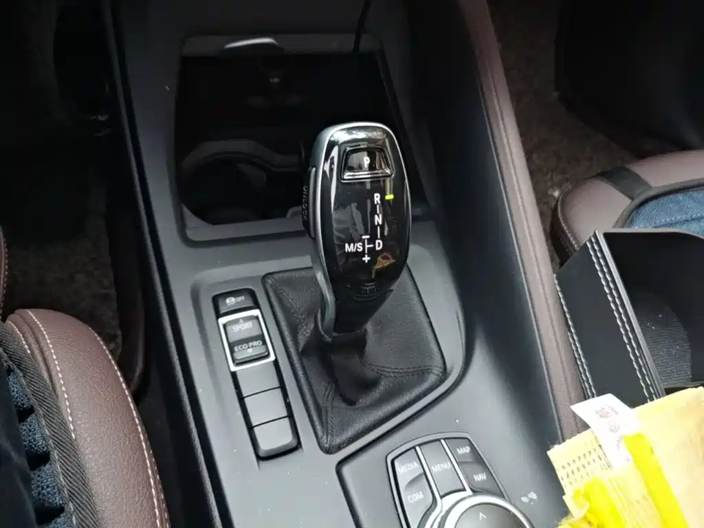 BMW X1 2020 sDrive25Li Leading Model купить на сайте DeffCars