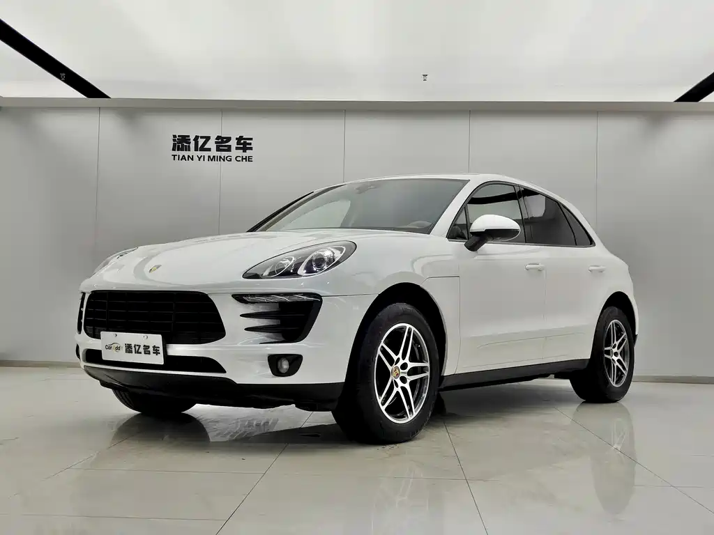 Macan 2017 Macan 2.0T купить на сайте DeffCars