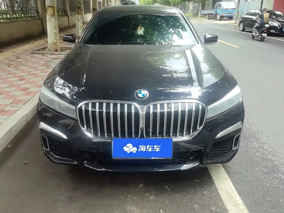 BMW 7 Series 2019 730Li M Sports Package купить на сайте DeffCars