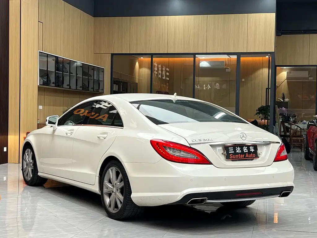 Mercedes-Benz CLS 2012 CLS 300 CGI купить на сайте DeffCars