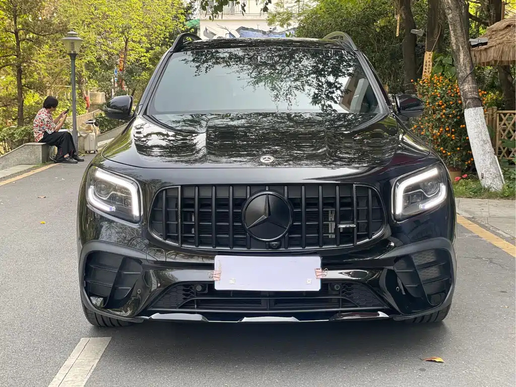 Mercedes-Benz GLB AMG 2022 AMG GLB 35 4MATIC купить на сайте DeffCars