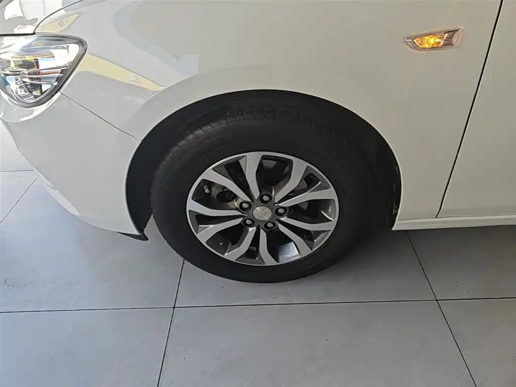 Kovoz 2019 320 automatic sunroof version купить на сайте DeffCars