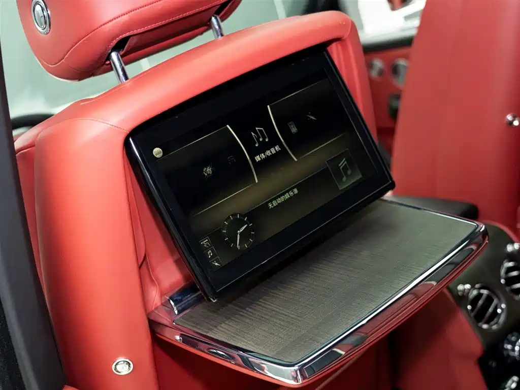 Cullinan 2018 five-seater version купить на сайте DeffCars