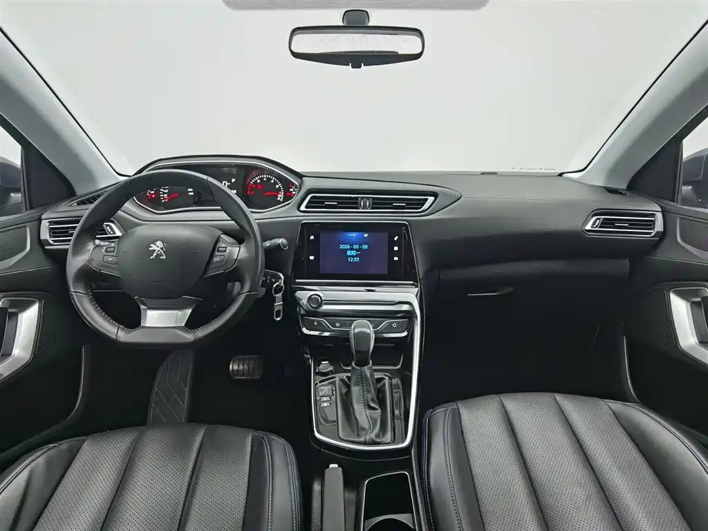 Peugeot 308 2018 1.6L automatic luxury version купить на сайте DeffCars