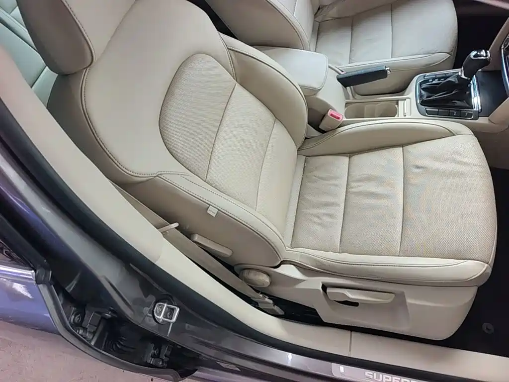 Superb 2013 1.8TSI Automatic Este Edition купить на сайте DeffCars