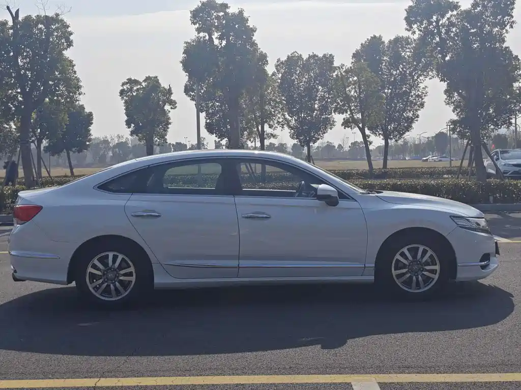 Sibo Rui 2017 2.0L Classic Edition купить на сайте DeffCars