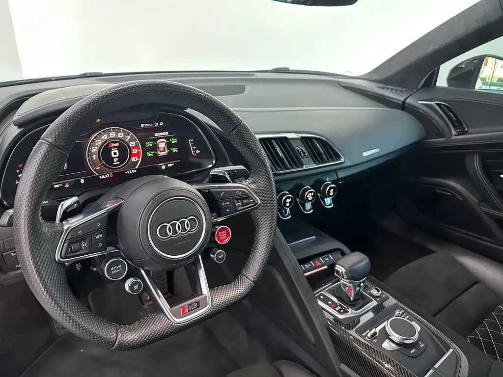 Audi R8 2022 V10 Coupe performance купить на сайте DeffCars