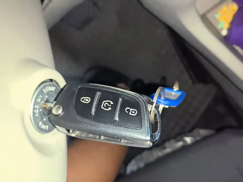 Yizhi EV2 2024 model 201km comfort model купить на сайте DeffCars
