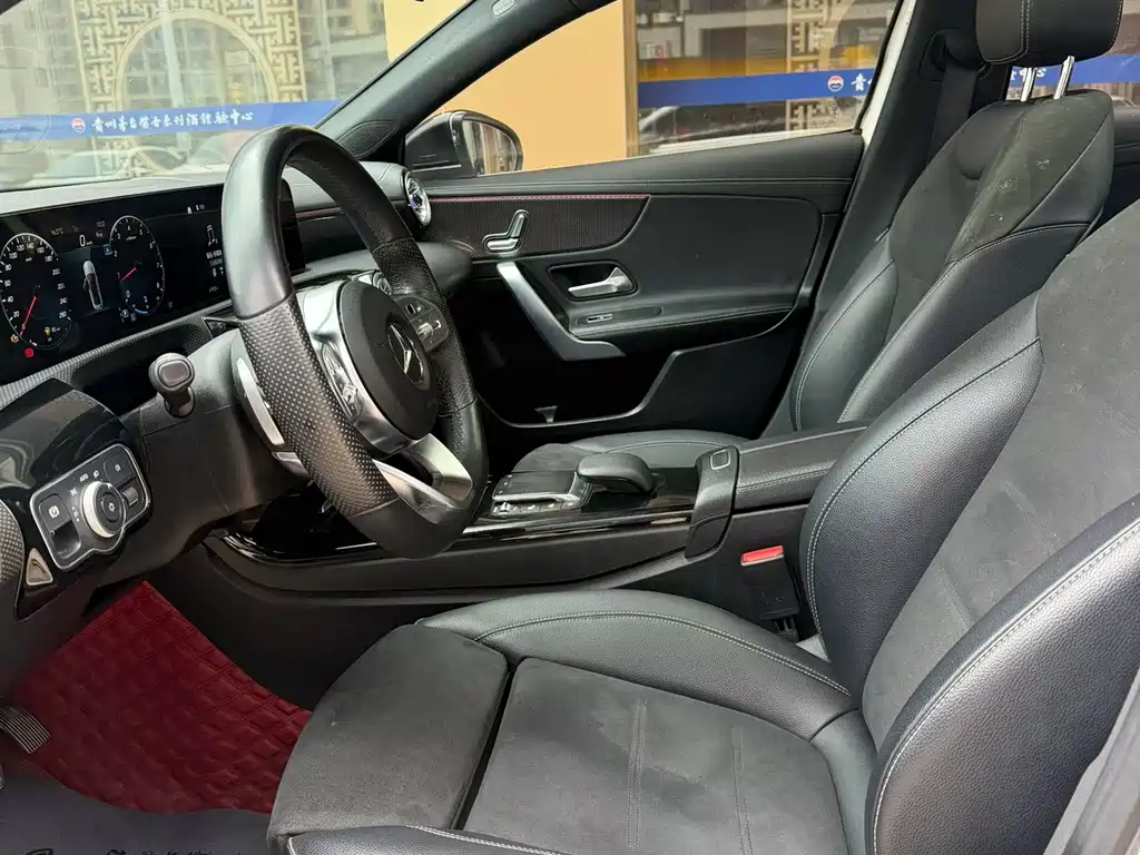 Mercedes-Benz A-Class 2022 Facelift A 200 L Sports Sedan Fashionable купить на сайте DeffCars