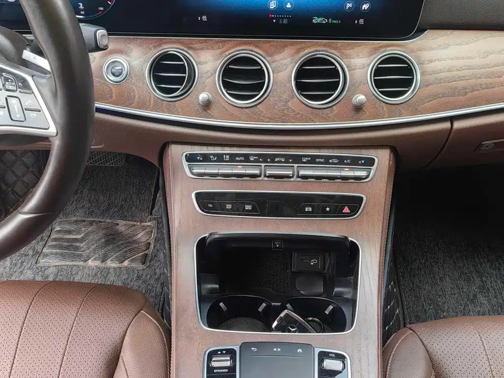 Mercedes-Benz E-Class 2023 E 300 L Fashion купить на сайте DeffCars