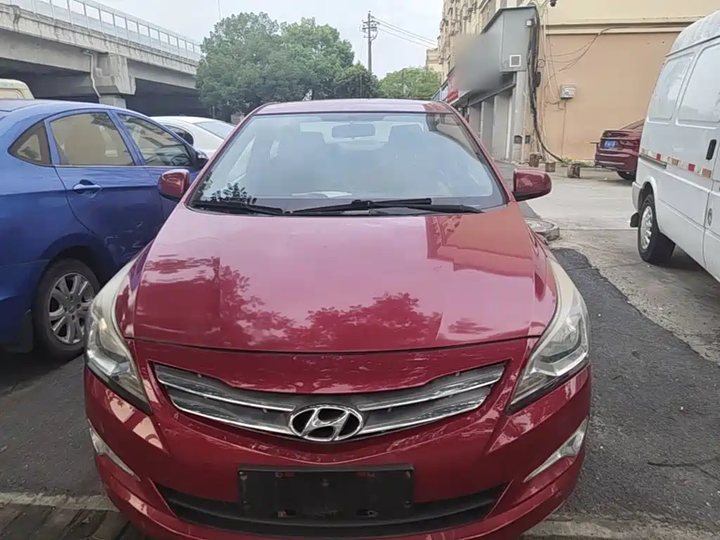 Reina (Verna) 2014 1.4L automatic intelligent GLS купить на сайте DeffCars