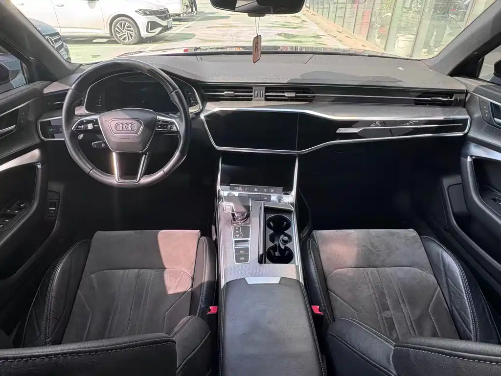 Audi A6L 2021 40 TFSI luxury and dynamic model купить на сайте DeffCars