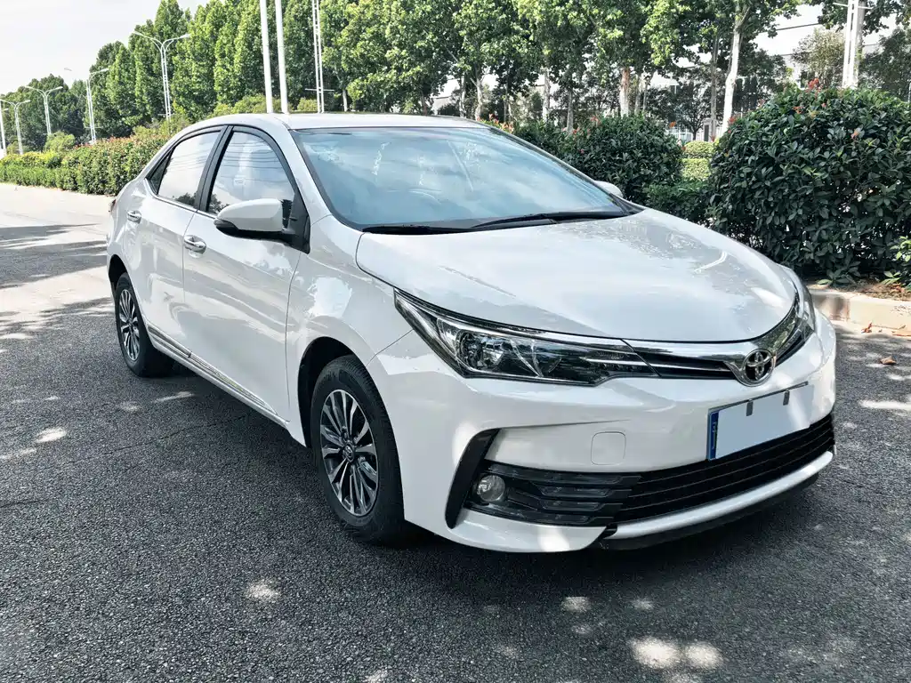 Corolla 2017 facelift 1.2T S-CVT GL-i купить на сайте DeffCars