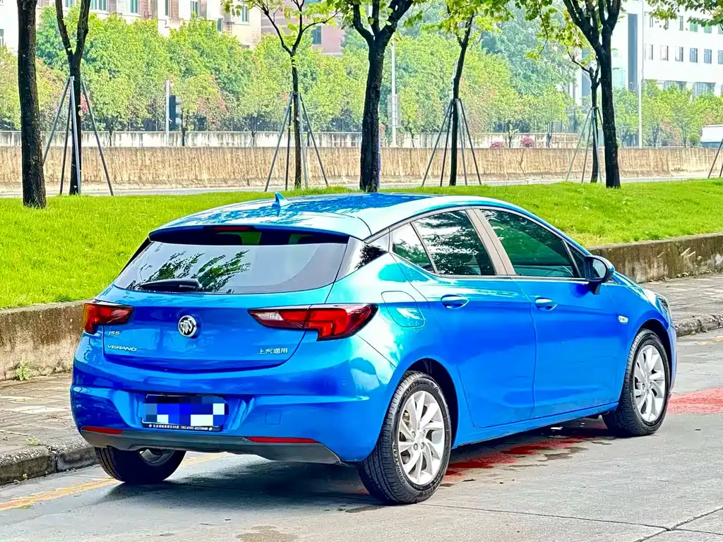 Weilan 2016 Hatchback 15S Automatic Leading Type купить на сайте DeffCars