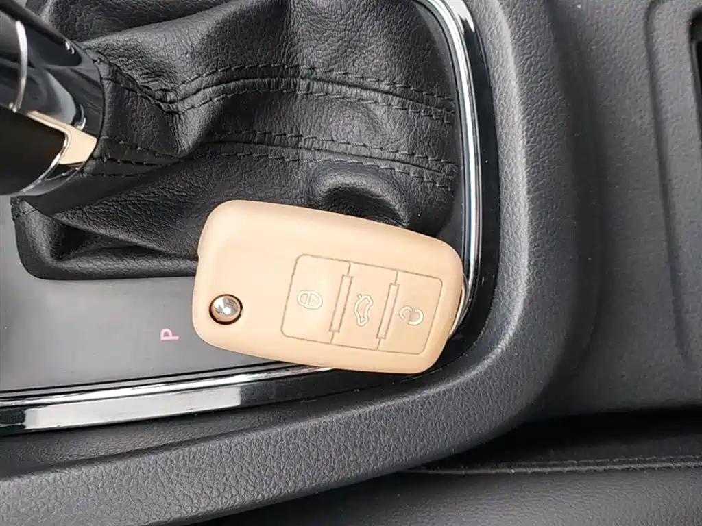 Sagitar 2018 280TSI DSG comfort model купить на сайте DeffCars