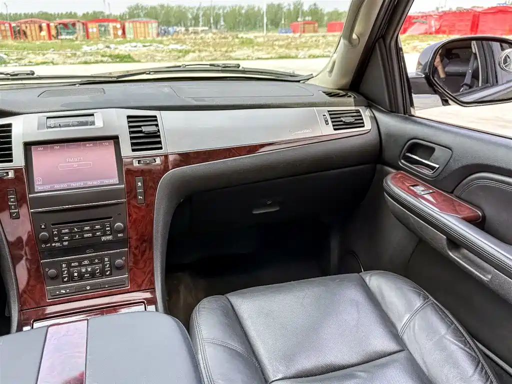 Escalade 2008 6.2 AWD купить на сайте DeffCars
