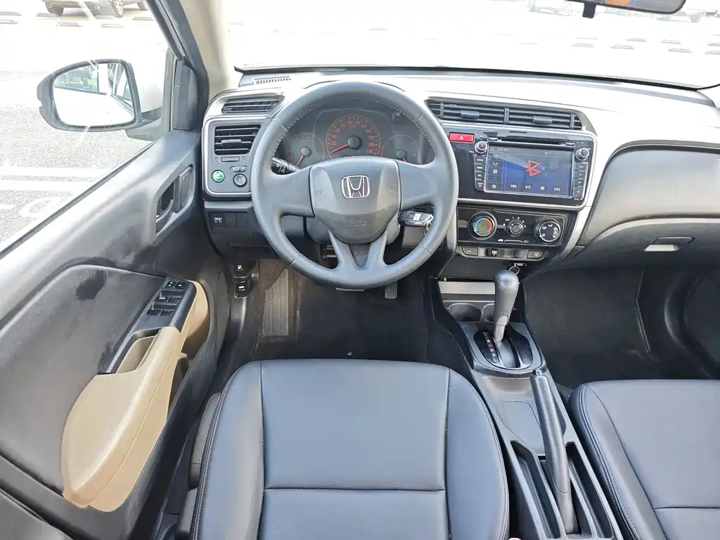 Fengfan (City) 2017 1.5L CVT Comfort Edition купить на сайте DeffCars
