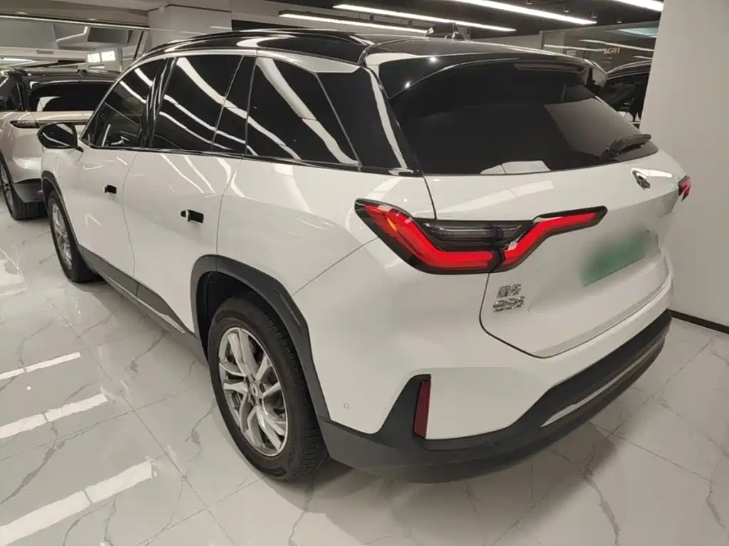 NIO ES6 2020 600KM Sports Edition купить на сайте DeffCars