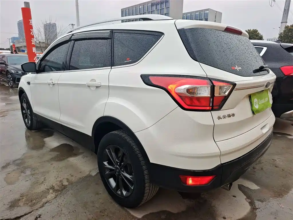 Escape 2019 EcoBoost 180 two-wheel drive platinum airfoil National VI купить на сайте DeffCars