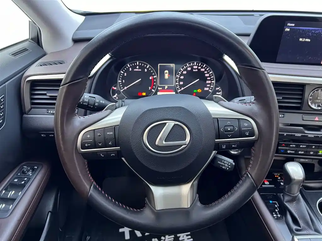 Lexus RX 2020 facelift 300 four-wheel drive elegant version купить на сайте DeffCars