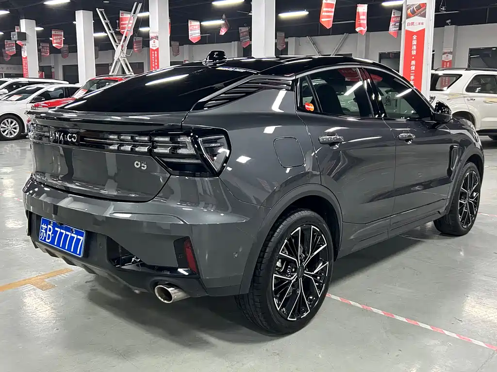 Lynk & Co 05 2023 2.0TD two-wheel drive shines Halo купить на сайте DeffCars
