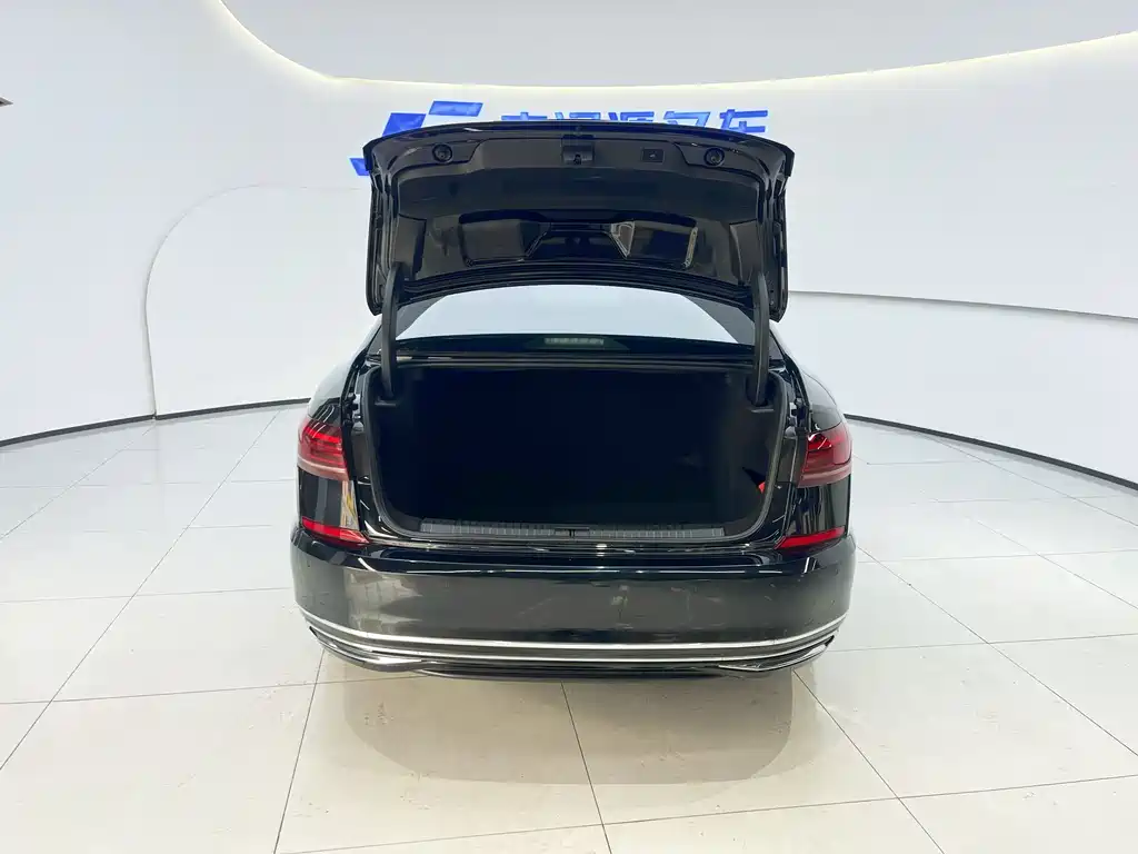 Passat 2023 330TSI Premium Edition купить на сайте DeffCars