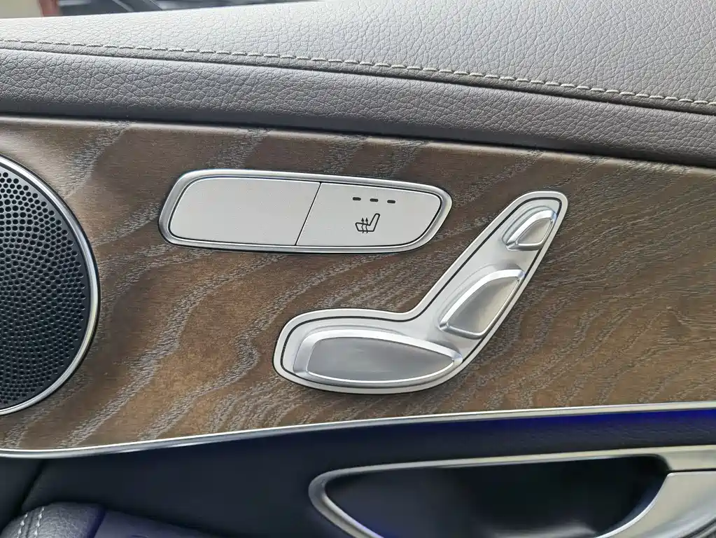 Mercedes-Benz GLC 2021 GLC 260 L 4MATIC luxury model купить на сайте DeffCars