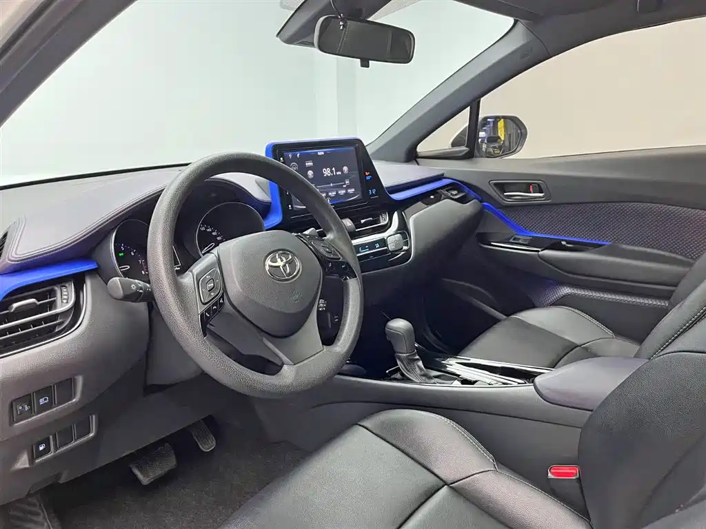 Yize IZOA 2020 2.0L Yixiang Edition купить на сайте DeffCars