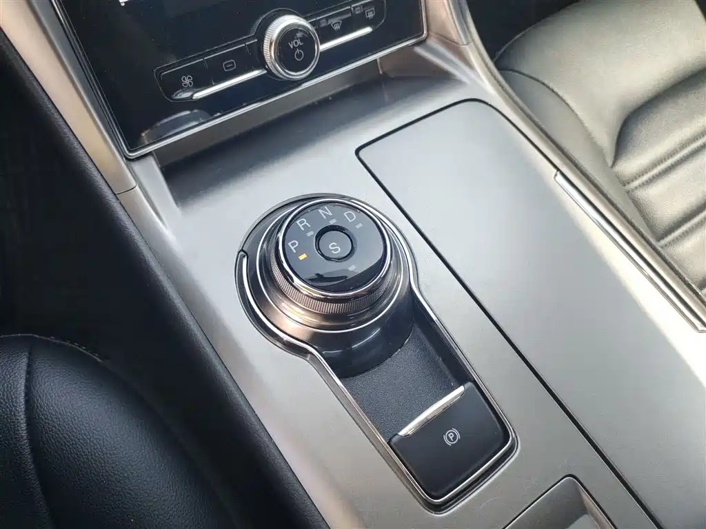Mondeo 2020 EcoBoost 180 Fashion Model купить на сайте DeffCars