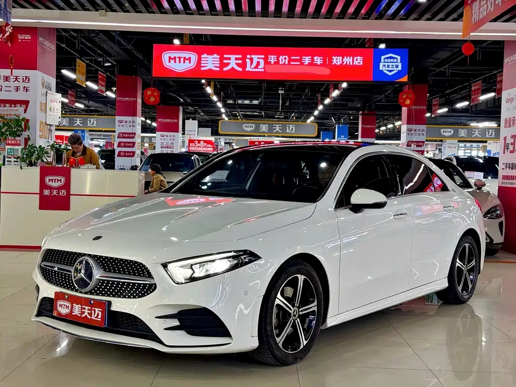 Mercedes-Benz A-Class 2022 Facelift Three A 200 L Sports Sedan Fashionable купить на сайте DeffCars
