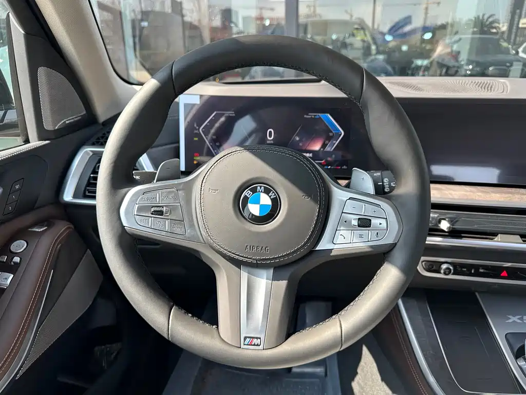 BMW X5 2025 xDrive 30Li Exclusive M Sports Night Package купить на сайте DeffCars