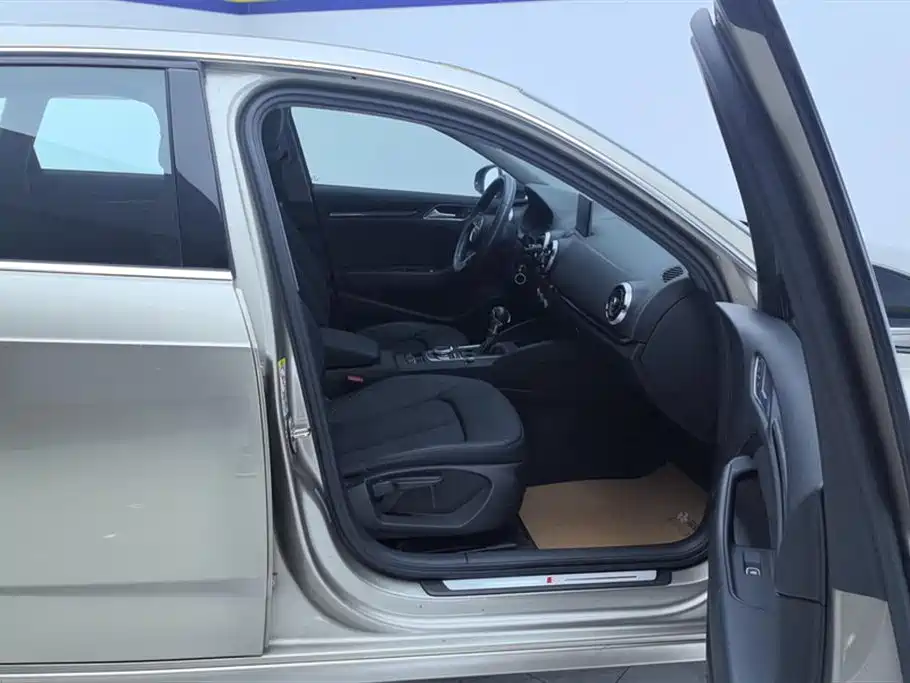 Audi A3 2018 30th anniversary model Sportback 35 TFSI fashionable model купить на сайте DeffCars