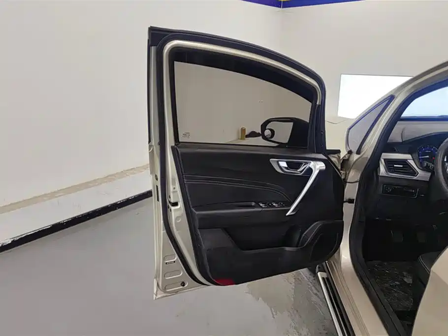 Vision X3 2020 1.5L Manual Elite купить на сайте DeffCars