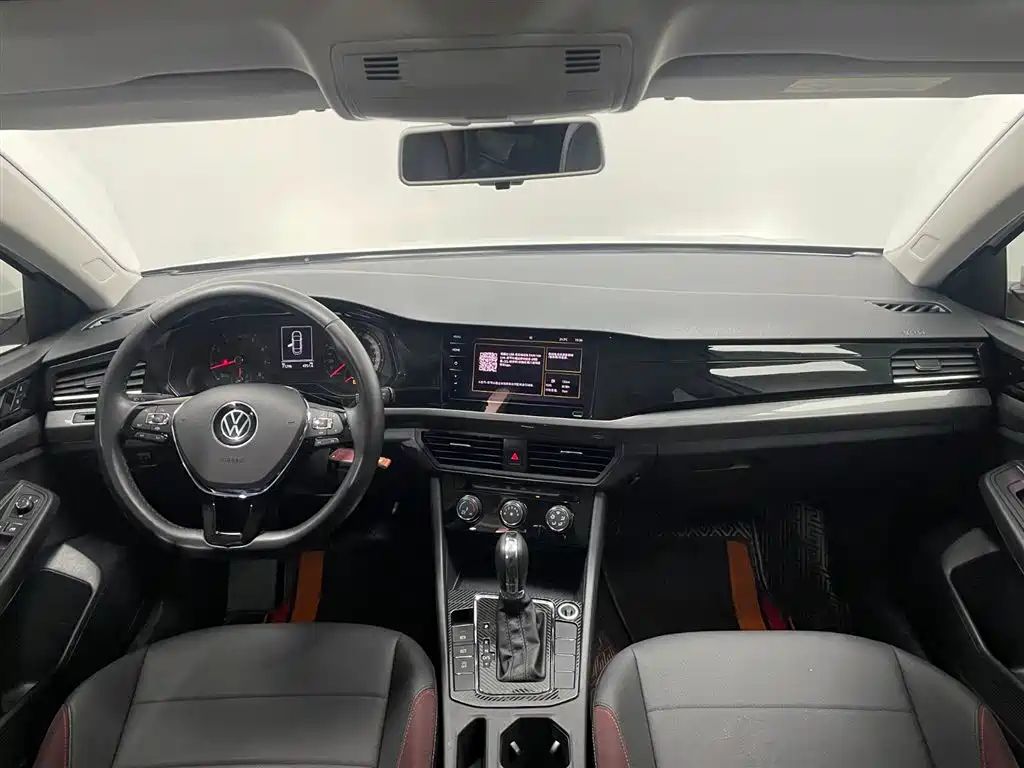 Bora 2021 1.5L automatic comfort intelligent connected version купить на сайте DeffCars