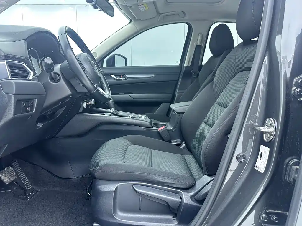 Mazda CX-5 2021 2.0L automatic two-wheel drive smart model купить на сайте DeffCars