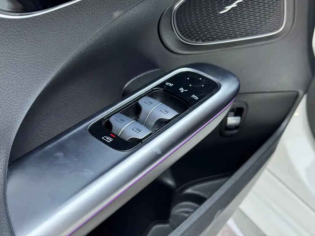Mercedes-Benz C-Class 2024 C 260 L Sports Edition купить на сайте DeffCars