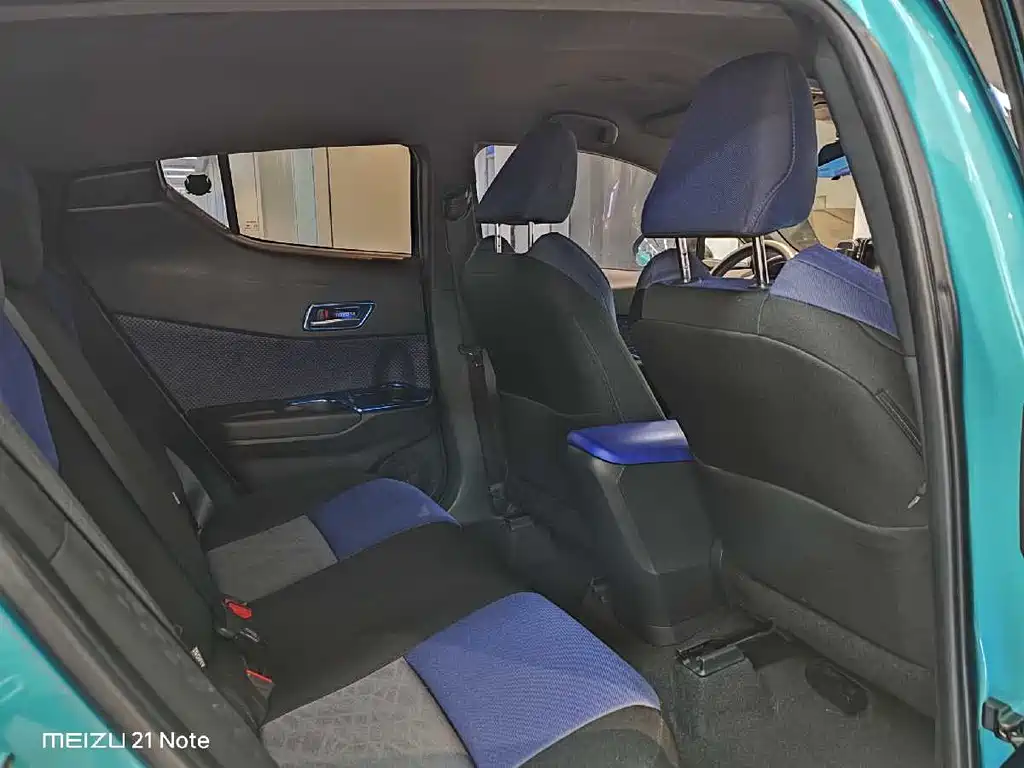 Toyota C-HR 2018 2.0L Leading Edition National VI купить на сайте DeffCars