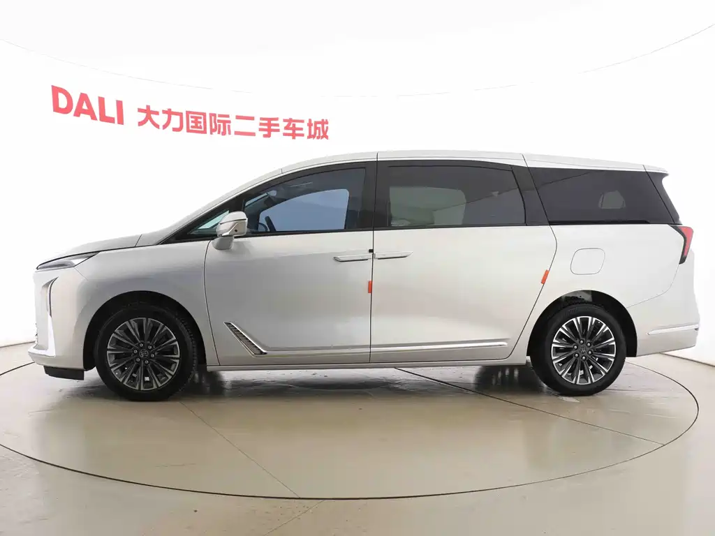 Buick GL8 2025 Lu Zun Smart Edition купить на сайте DeffCars