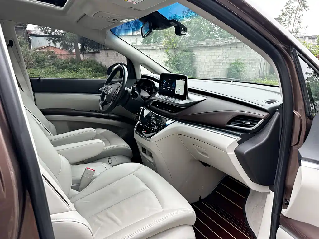 Buick GL8 2020 Land Business Class 652T Luxury купить на сайте DeffCars