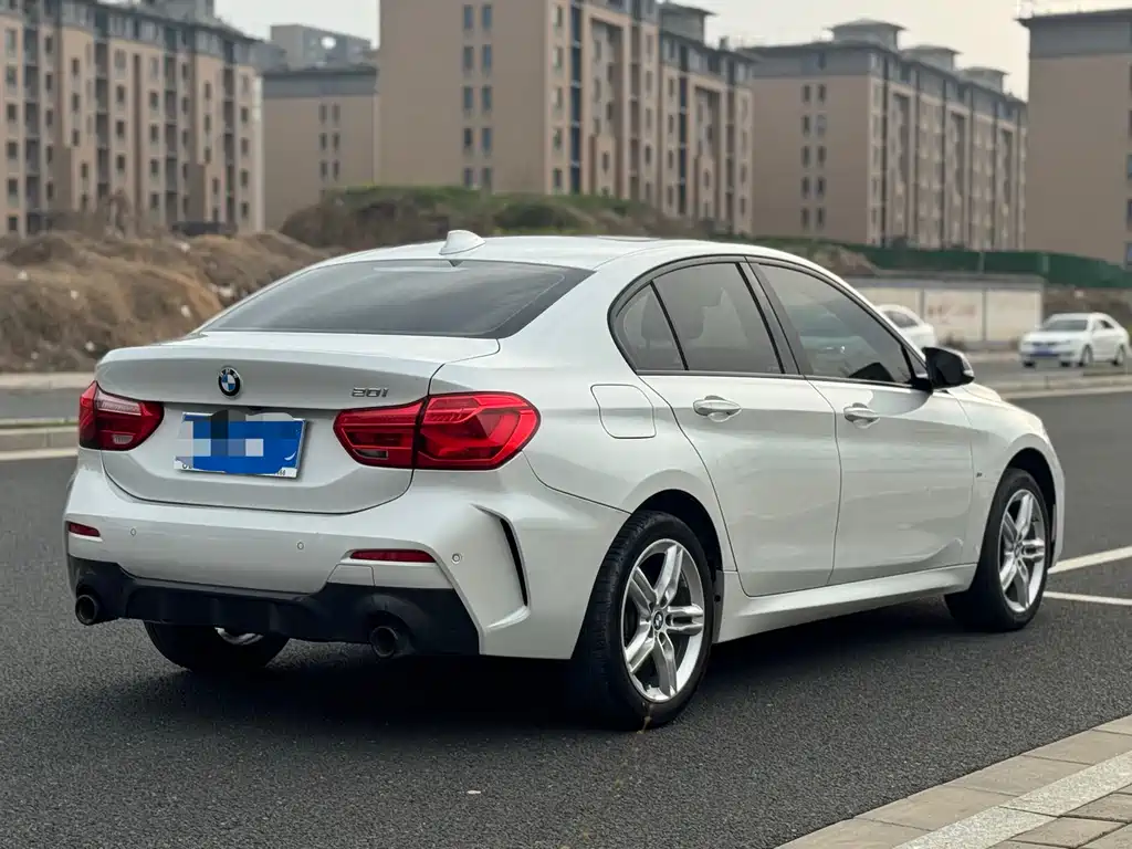 BMW 1 Series 2021 facelift 120i M Sports Night Edition купить на сайте DeffCars