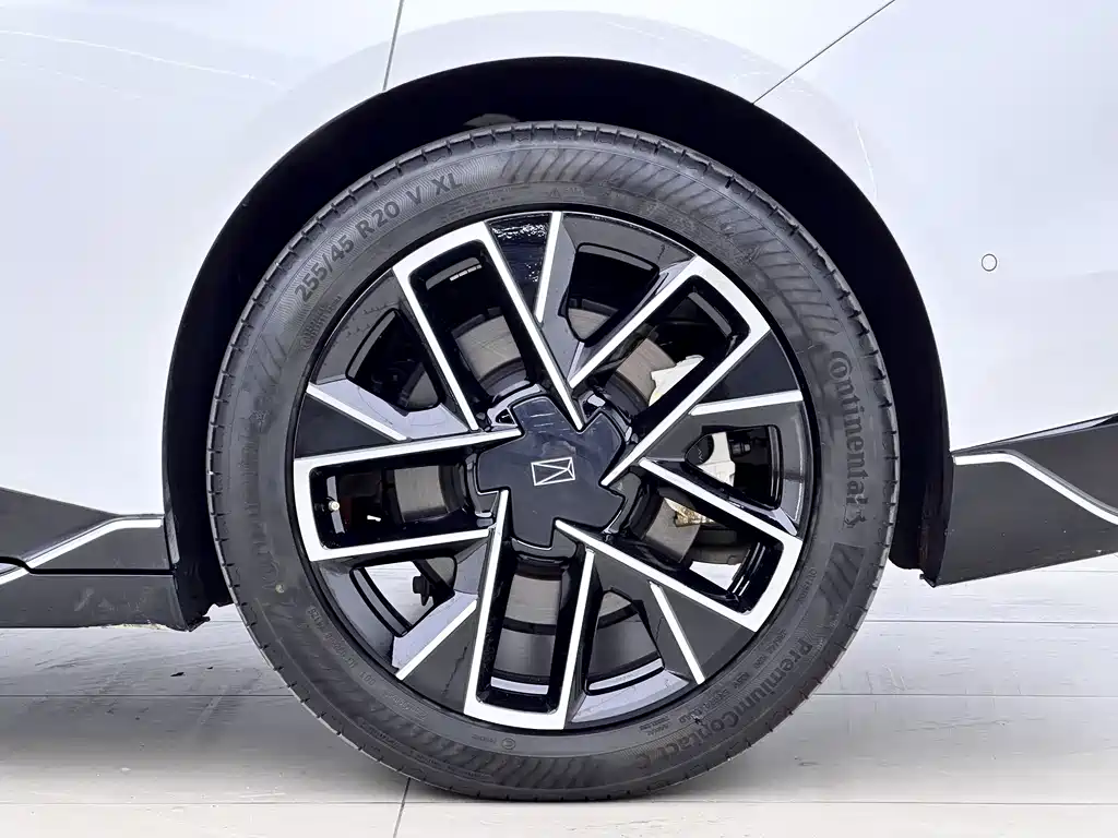 Avita 06 2025 Ultra pure electric version купить на сайте DeffCars